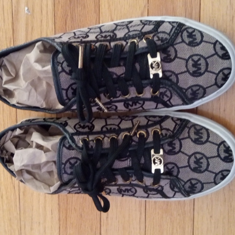MK Sneakers